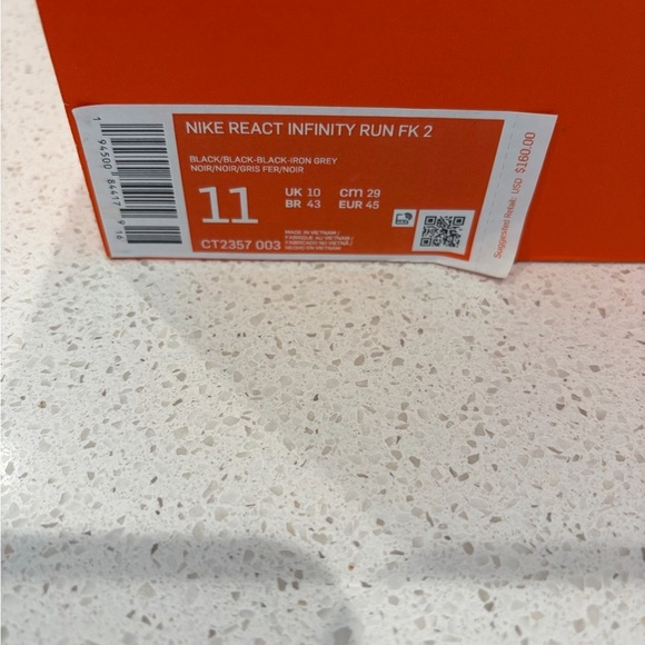 Nike React Infinity Run 2 Black Mens Sneakers - NWT in Original Box